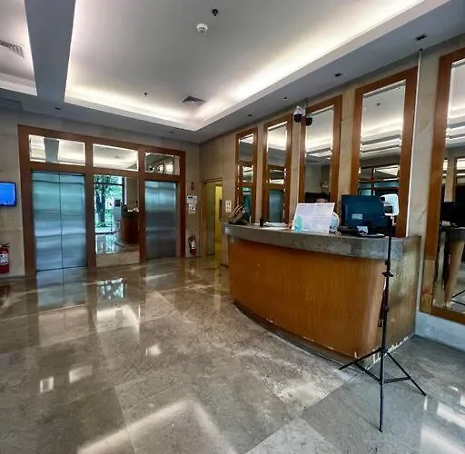 300 Mbps Wifi - 55 Inch Smart Tv - Alabang Near Bellevue Filinvest * Manila