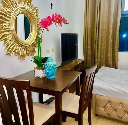 300 Mbps Wifi - 55 Inch Smart Tv - Alabang Near Bellevue Filinvest * Manila
