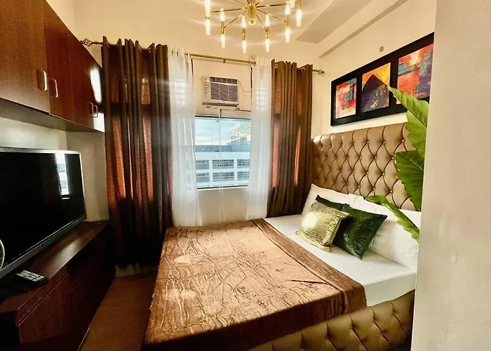300 Mbps Wifi - 55 Inch Smart Tv - Alabang Near Bellevue Filinvest *
