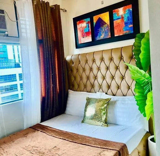 300 Mbps Wifi - 55 Inch Smart Tv - Alabang Near Bellevue Filinvest Apartamento