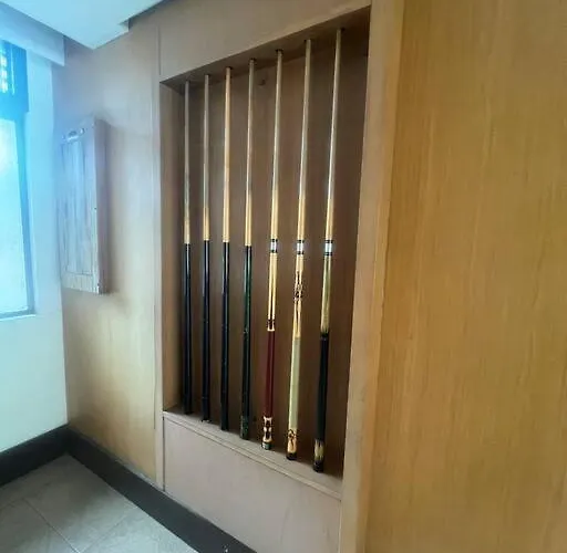 Apartamento 300 Mbps Wifi - 55 Inch Smart Tv - Alabang Near Bellevue Filinvest
