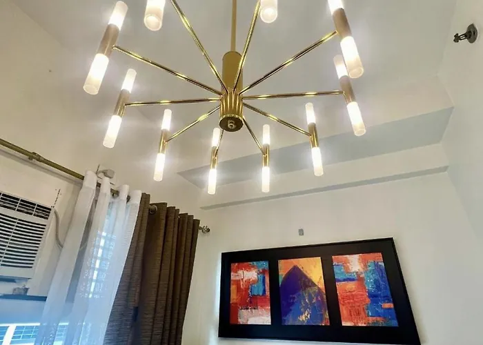 300 Mbps Wifi - 55 Inch Smart Tv - Alabang Near Bellevue Filinvest * Manila